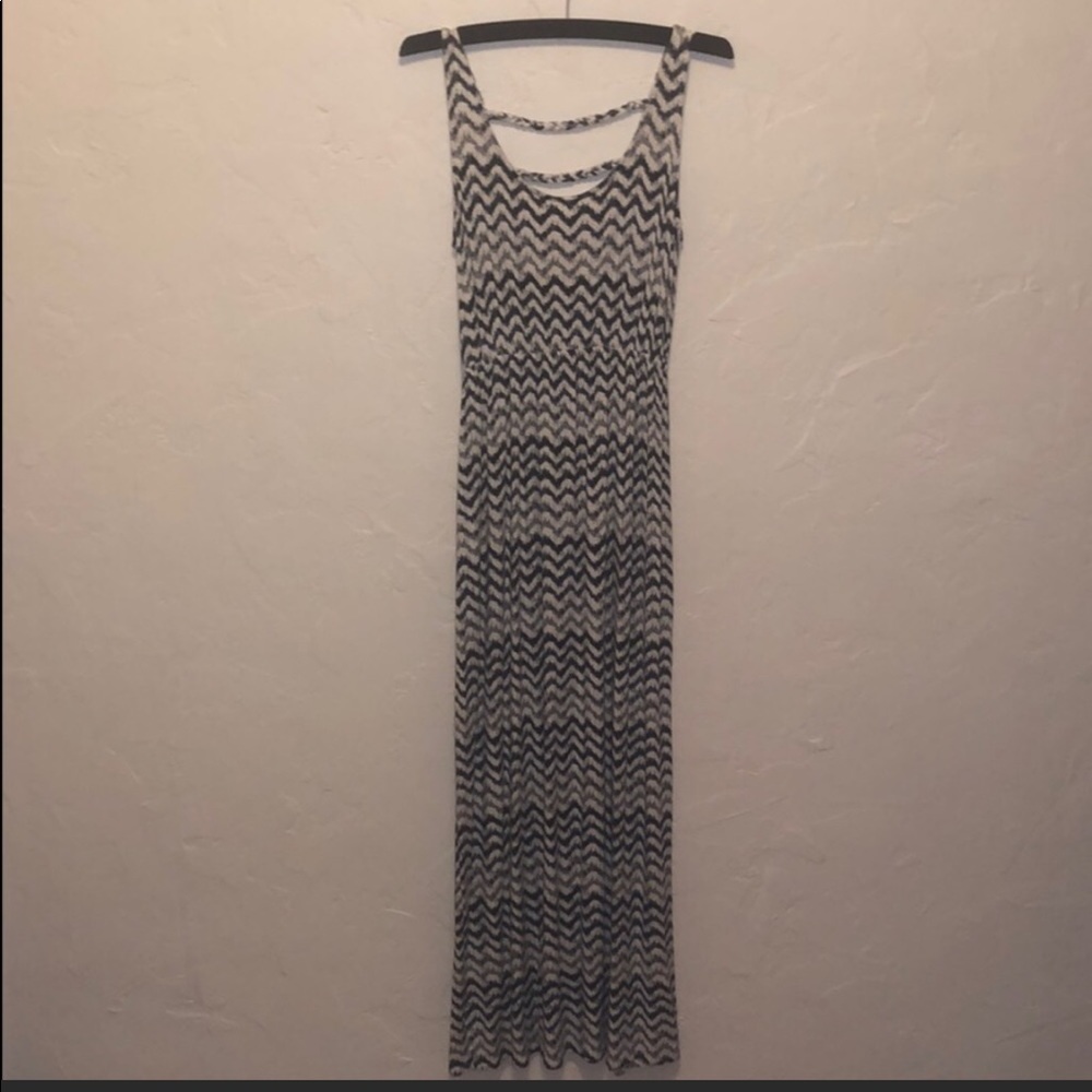 Soprano Chevron Maxi Dress Open Back XS - Picture 3 of 6